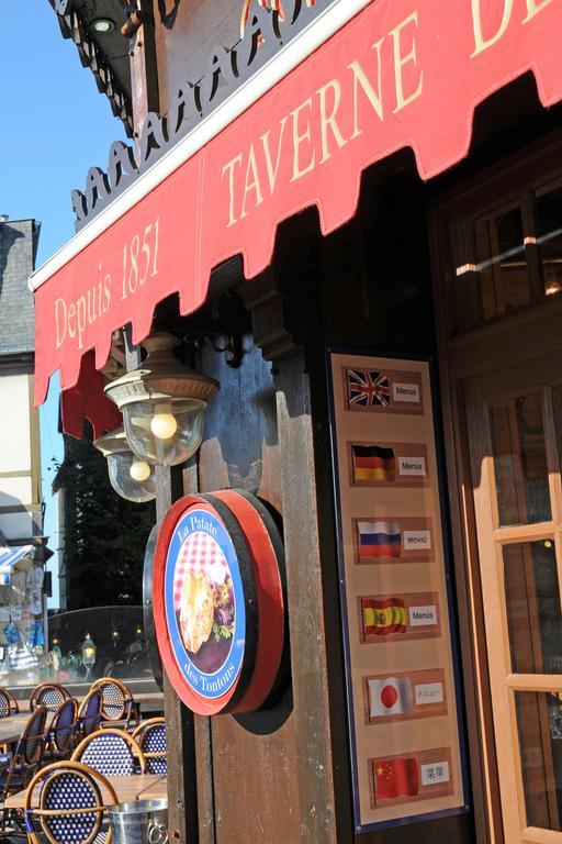 La Taverne Des Deux Augustins Etretat Exterior photo